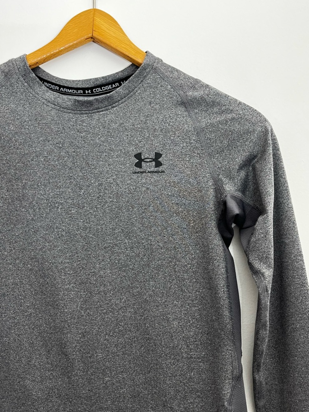 Under Armour ColdGear Fitted Youth Large Long Sleeve Compression Shirt Gray